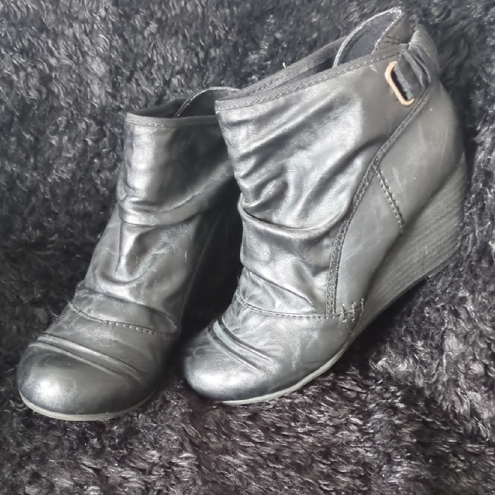 Elegant Black Wedge Ankle Boots